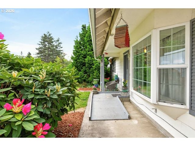 5215 Sw 184TH Ave, Beaverton, OR 97078