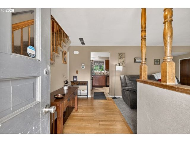 5215 Sw 184TH Ave, Beaverton, OR 97078