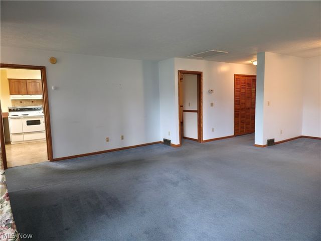 1478 Lockwood Road, Barberton, OH 44203