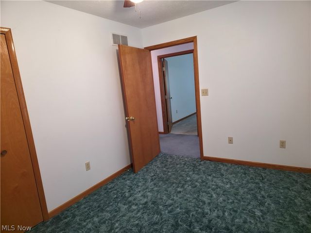 1478 Lockwood Road, Barberton, OH 44203