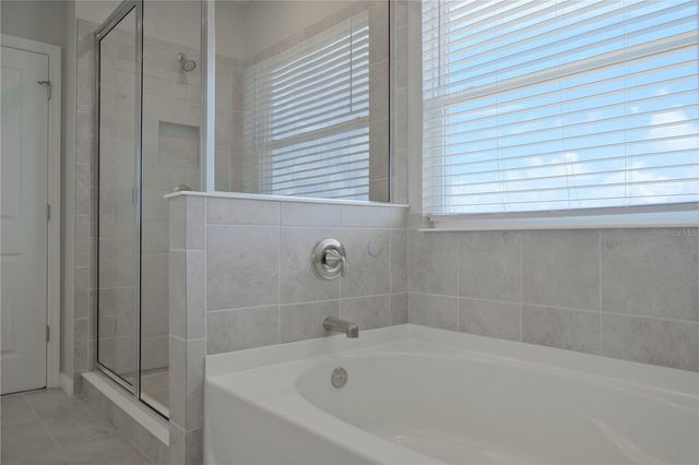 5748 WOODLAND SAGE DRIVE, Sarasota, FL 34238