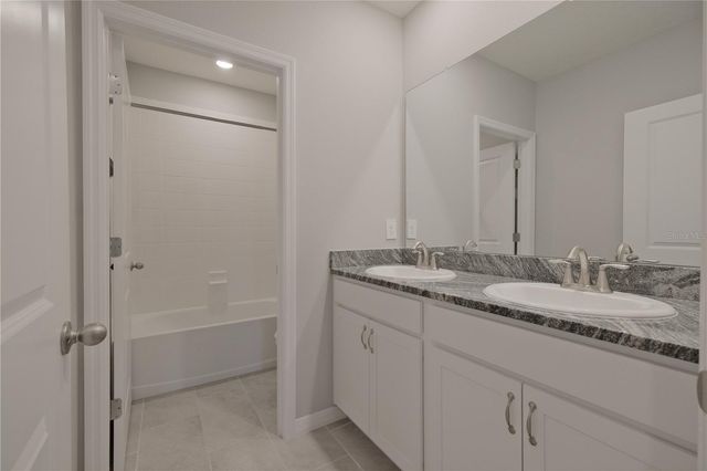 5748 WOODLAND SAGE DRIVE, Sarasota, FL 34238