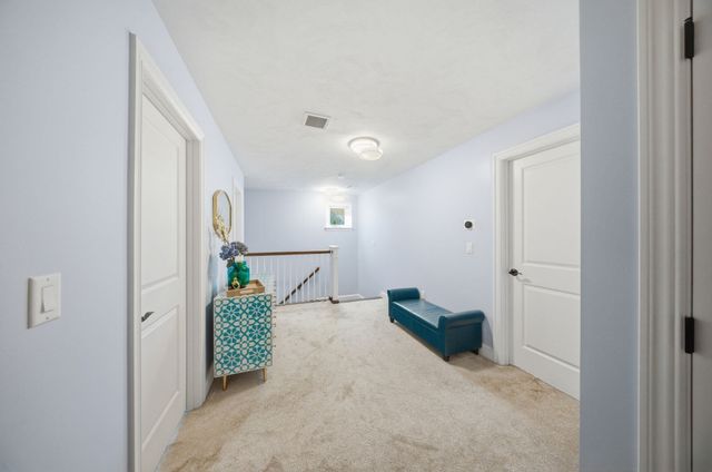 1093 Washington St 1093, Holliston, MA 01746