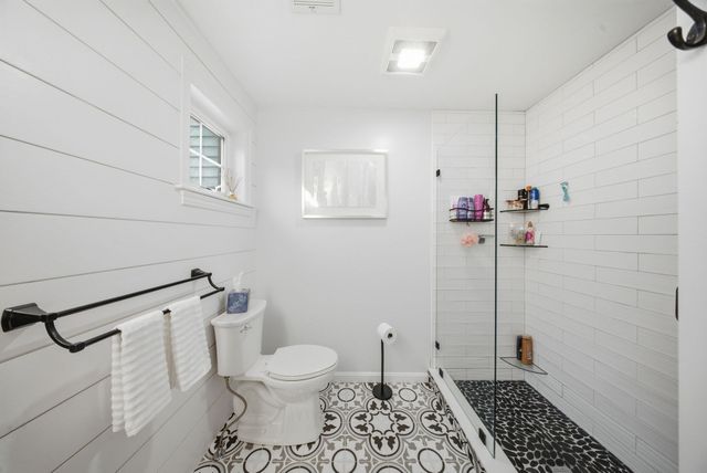 1093 Washington St 1093, Holliston, MA 01746