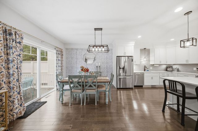1093 Washington St 1093, Holliston, MA 01746