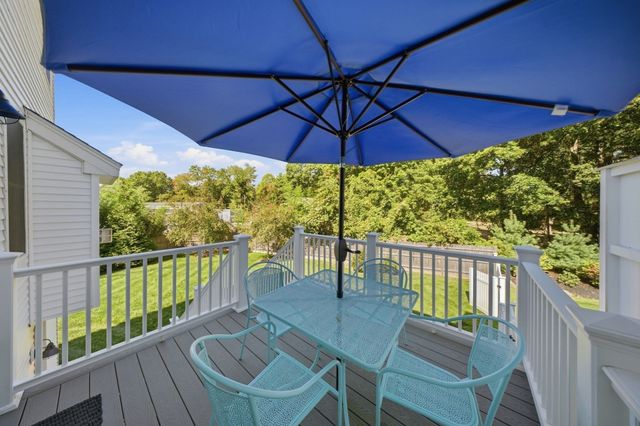 1093 Washington St 1093, Holliston, MA 01746