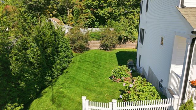 1093 Washington St 1093, Holliston, MA 01746