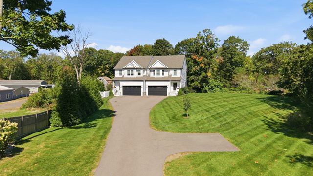 1093 Washington St 1093, Holliston, MA 01746