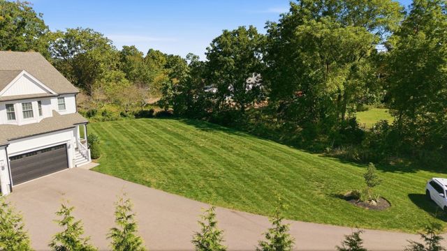 1093 Washington St 1093, Holliston, MA 01746