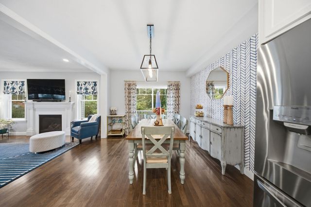 1093 Washington St 1093, Holliston, MA 01746