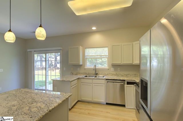 210 Highgate Circle, Greer, SC 29650