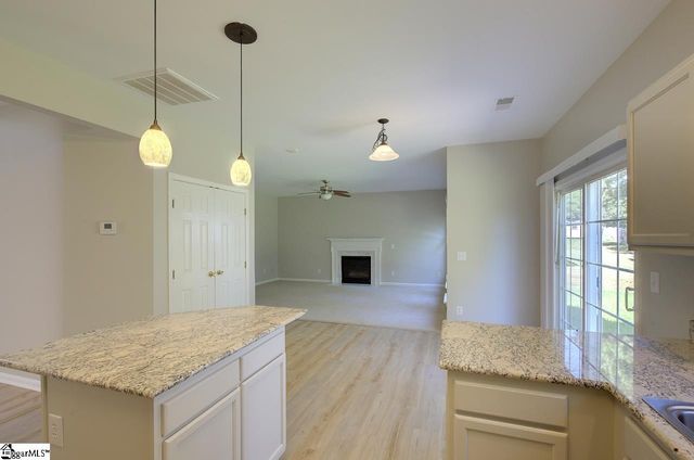 210 Highgate Circle, Greer, SC 29650