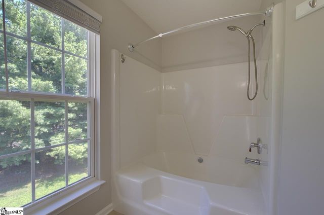 210 Highgate Circle, Greer, SC 29650
