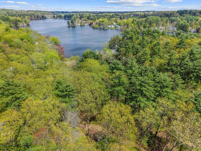 10 First Street, Windham, NH 03087