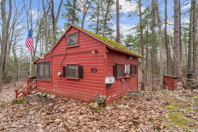 10 First Street, Windham, NH 03087