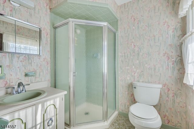 34 Stratford Cir, Edison Twp., NJ 08820