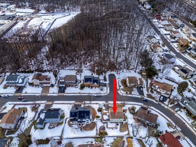 34 Stratford Cir, Edison Twp., NJ 08820