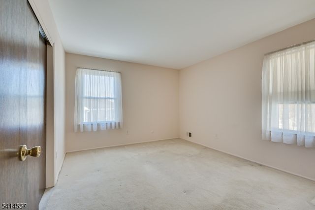 34 Stratford Cir, Edison Twp., NJ 08820