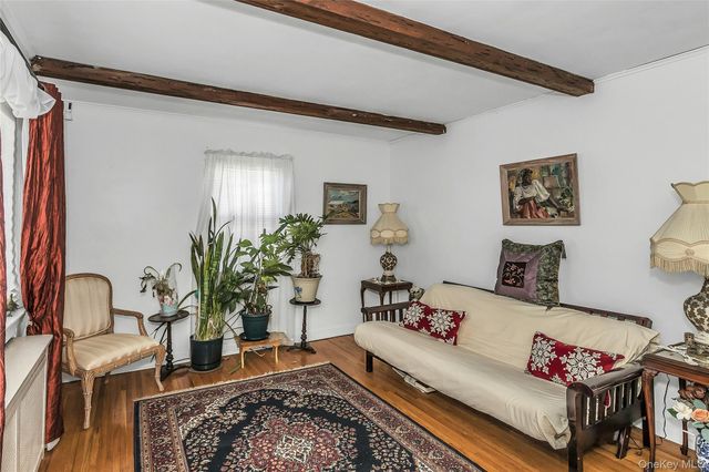 622 Wellelein Road, Uniondale, NY 11533