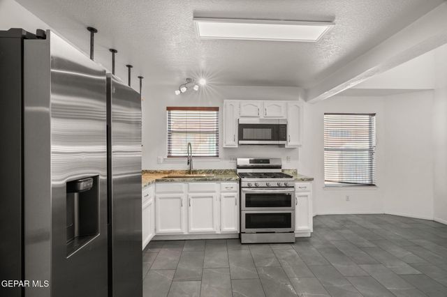 12265 Bill Mitchell Drive, El Paso, TX 79938