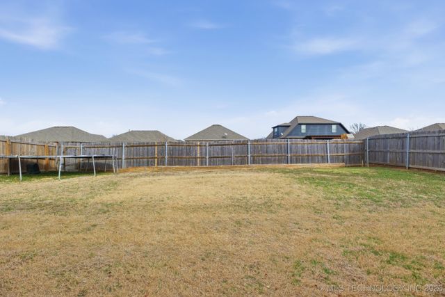 20601 E 32nd Street S, Broken Arrow, OK 74014