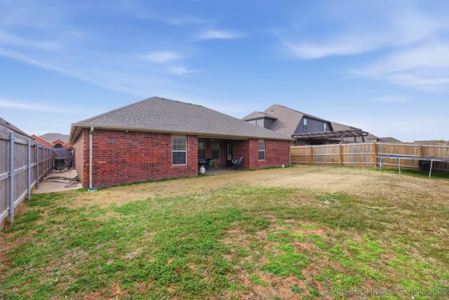 20601 E 32nd Street S, Broken Arrow, OK 74014