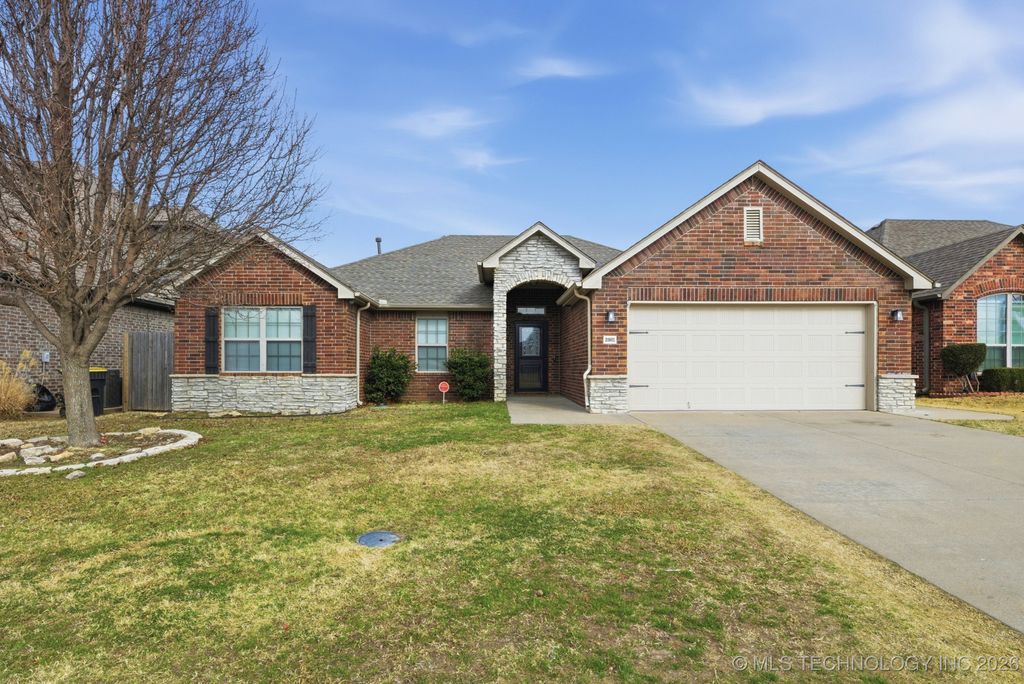 20601 E 32nd Street S, Broken Arrow, OK 74014