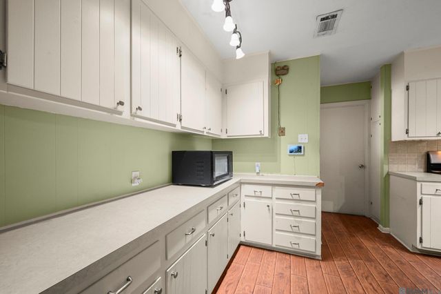 208 Hood St, Donaldsonville, LA 70346