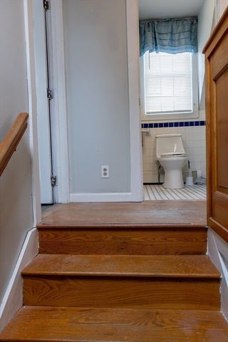 20 Paige Hill Rd, Brimfield, MA 01010