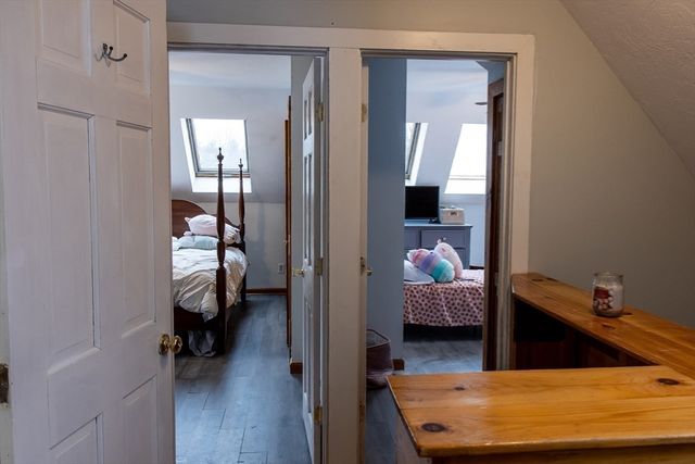 20 Paige Hill Rd, Brimfield, MA 01010