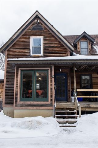 20 Paige Hill Rd, Brimfield, MA 01010