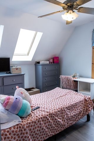 20 Paige Hill Rd, Brimfield, MA 01010