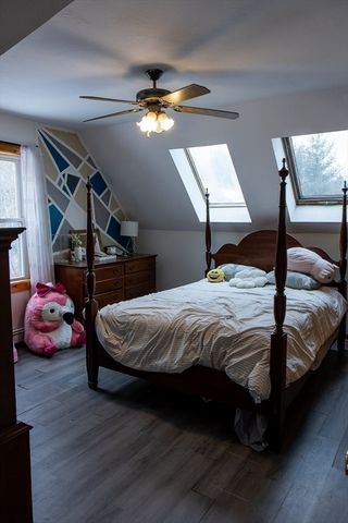 20 Paige Hill Rd, Brimfield, MA 01010