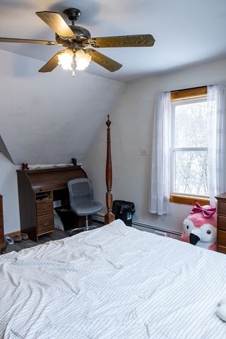 20 Paige Hill Rd, Brimfield, MA 01010