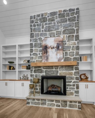 890 Steele Rd, Charlotte, TN 37036