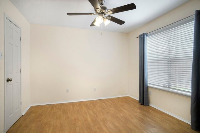 2960 S Bend Drive, Dallas, TX 75229