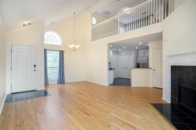 2960 S Bend Drive, Dallas, TX 75229