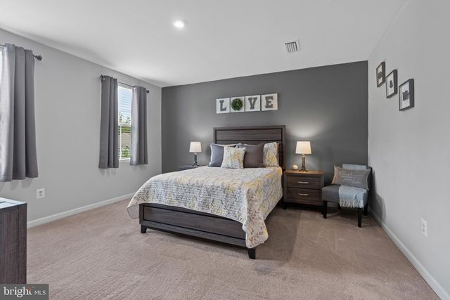 112 GOLDSPIRE DR, Elkton, MD 21921