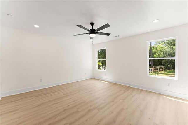 172 Llewellyn st, Clarkesville, GA 30523