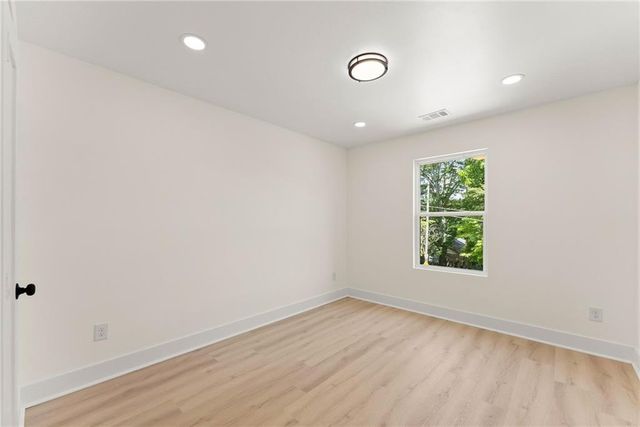 172 Llewellyn st, Clarkesville, GA 30523