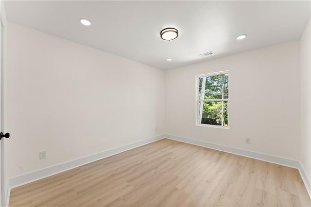 172 Llewellyn st, Clarkesville, GA 30523