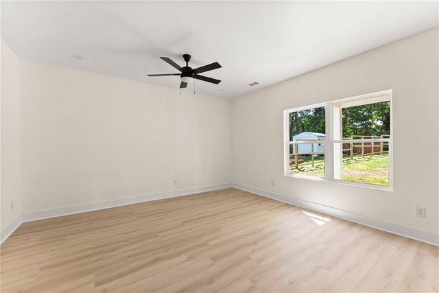 172 Llewellyn st, Clarkesville, GA 30523