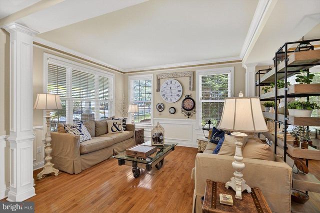 411 SERGEANT DR, Lambertville, NJ 08530