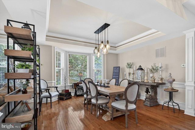 411 SERGEANT DR, Lambertville, NJ 08530