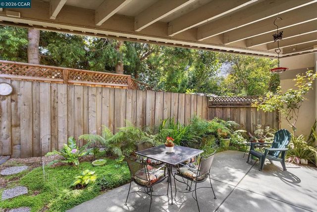 894 Lewelling Blvd 17, San Leandro, CA 94579