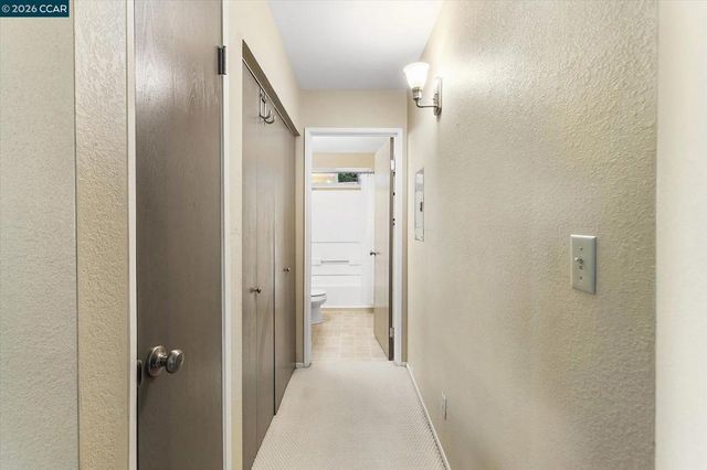 894 Lewelling Blvd 17, San Leandro, CA 94579