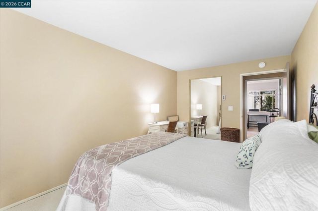 894 Lewelling Blvd 17, San Leandro, CA 94579