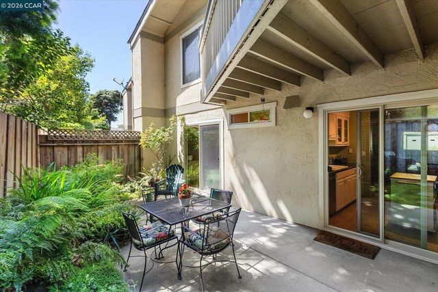 894 Lewelling Blvd 17, San Leandro, CA 94579