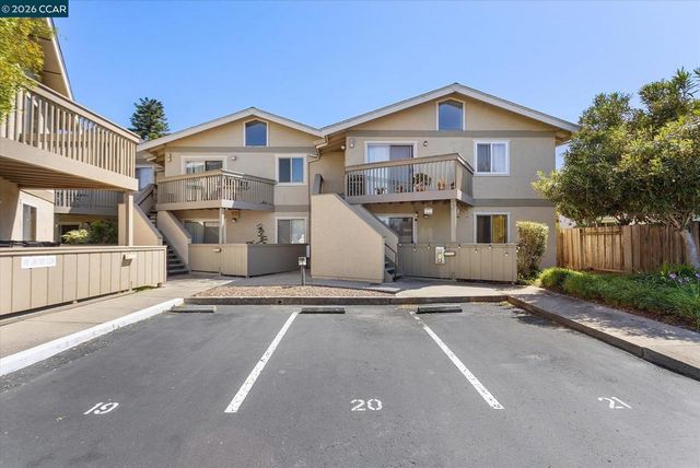 894 Lewelling Blvd 17, San Leandro, CA 94579