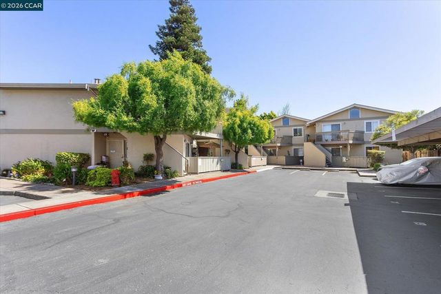 894 Lewelling Blvd 17, San Leandro, CA 94579